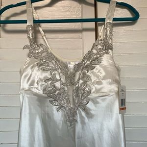 Flora Nikrooz Nightgown Lingerie NWT